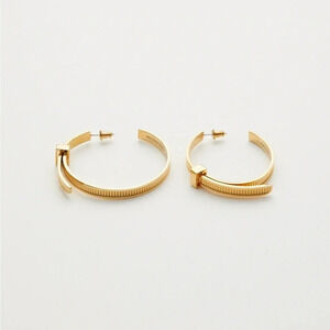 AMBUSH®︎ SMALL HEART PADLOCK EARRING AMBUSH（アンブッシュ）の「AMBUSH SMALL HEART PADLOCK EARRING
